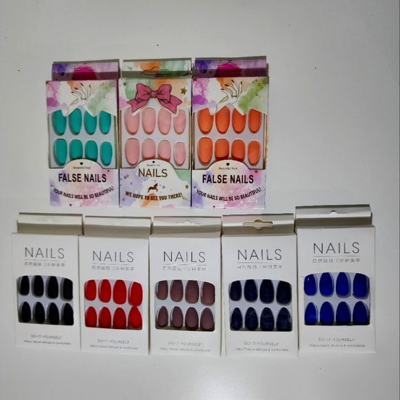 Press on Nails - Picture 1 of 9